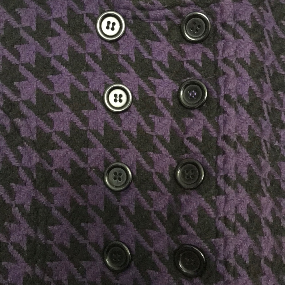 Coat - Picture 2 of 5